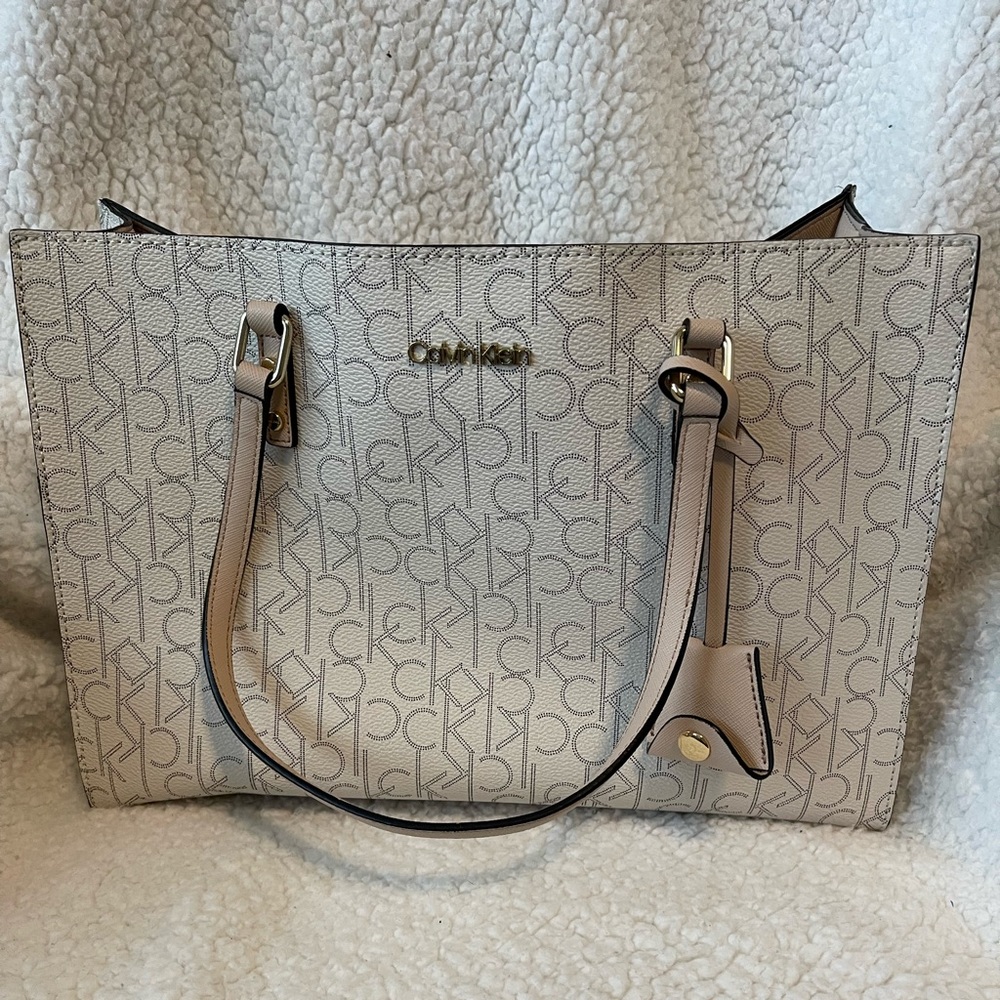 Women’s Handbag